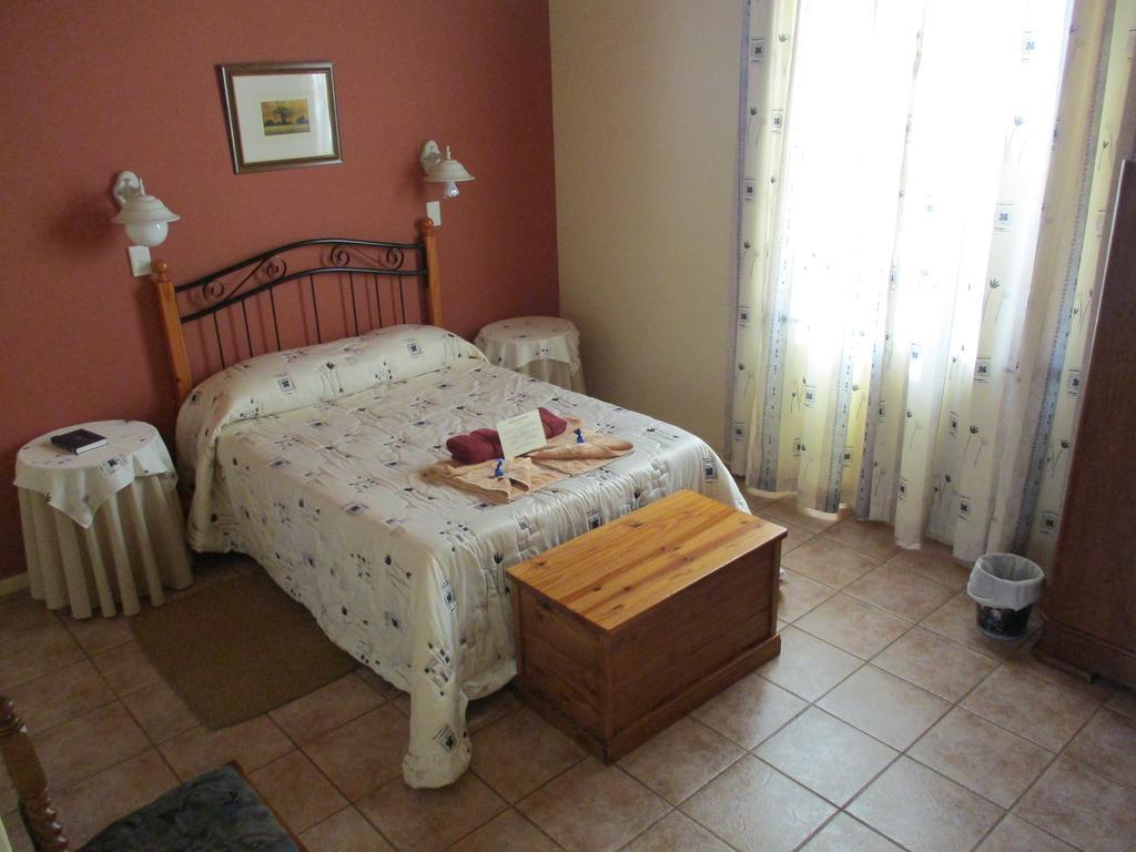 Van Rhyn Guest House Vanrhynsdorp Eksteriør bilde