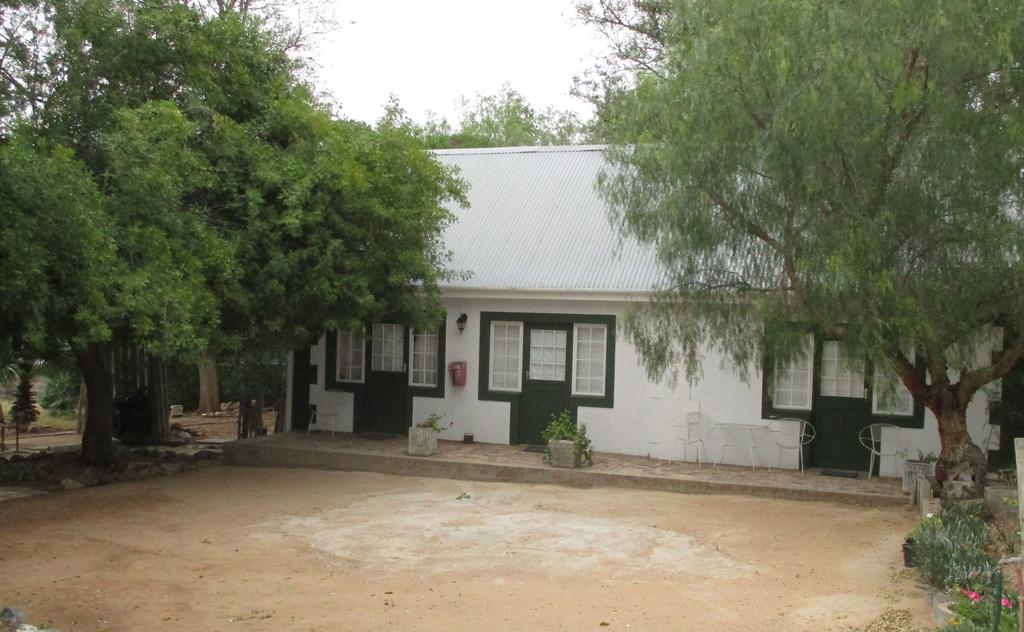 Van Rhyn Guest House Vanrhynsdorp Eksteriør bilde